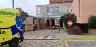 Solo-una-empresa-pasa-el-corte-para-instalar-la-sala-de-espera-prefabricada-para-las-Urgencias-Palencia
