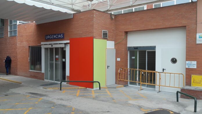 Urgencias Hospital Río Carrión. Solo-una-empresa-pasa-el-corte-para-instalar-la-sala-de-espera-prefabricada-para-las-Urgencias-Palencia