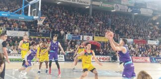 El-Zunder-Palencia-levanta-su-tercera-Copa-Princesa-74-69