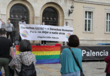 El colectivo Chiguitxs denuncia la falta de una ley autonómica que proteja a las personas trans en la región