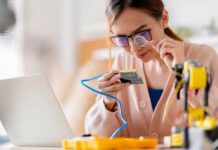 mujer ciencia investigación científica ingeniera