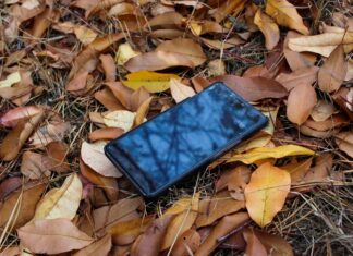 Una menor recibe mensajes de carácter sexual dirigidos al anterior dueño de su línea telefónica telefono-movil-policía-local-Palencia