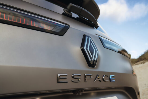 21-cent&iacute;metros-extra-de-puro-Espace-desde-Palencia-q