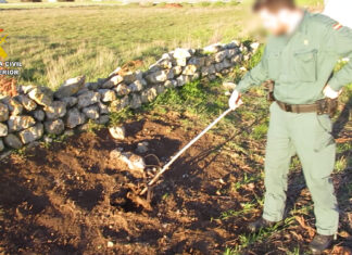 Guardia Civil criadero Meneses liebres