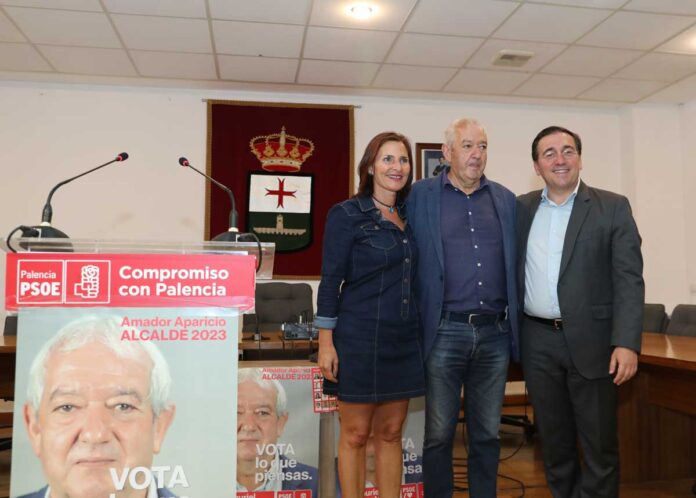 Jose-manuel-albares-y-amador-aparicio-Villamuriel-de-Cerrato José Manuel Albares y María Luz Martínez Seijo respaldan a los candidatos del PSOE de Villamuriel y Venta de Baños. Brágimo - ICAL