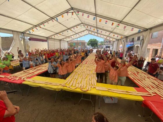 El bocadillo de panceta m&aacute;s grande del mundo Grijota.jpg