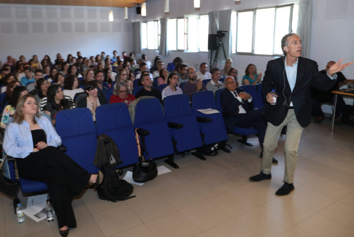 La consejera de Educación inaugura el I Encuentro de Escuelas Saludables de Castilla y León 2023