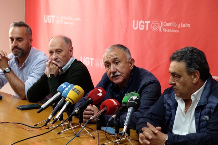El secretario general de UGT clausura las jornadas de formación de Fesmc en Salamanca