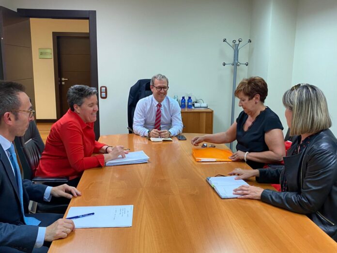 Veganzones-compromete-todos-recursos-servicios-Consejería-Industria-Siro- Venta-Baños-w