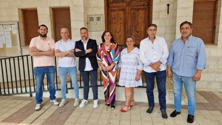 Constituci&oacute;n del Ayuntamiento en Villarramiel (PP)