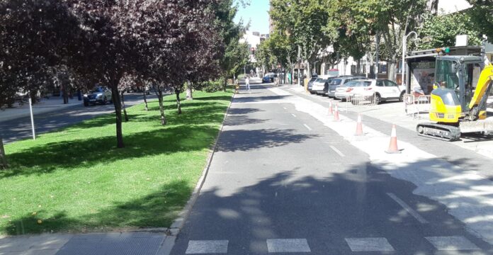 Reabierta al tráfico, con restricciones, la avenida Manuel Rivera de Palencia