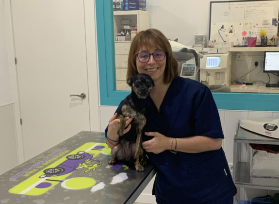 Sooby. Mar&iacute;a Belloso, veterinaria