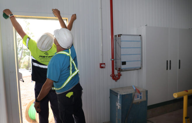 La empresa agroalimentaria Cascajares, que sufriera un incendio que destruy&oacute; por completo la f&aacute;brica, est&aacute; construyendo una nueva factoria mas grande junto a la anterior / Br&aacute;gimo (ICAL)