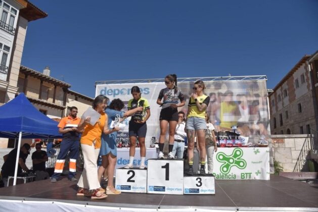 Im&aacute;genes del BTT de Baltan&aacute;s. Entrega de premios