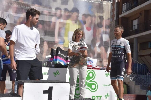 Im&aacute;genes del BTT de Baltan&aacute;s. Entrega de premios