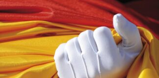 Guardia Civil en el día del Pilar