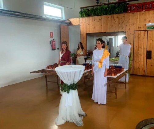 Husillos inaugura el facs&iacute;mil del sarc&oacute;fago de la orest&iacute;ada