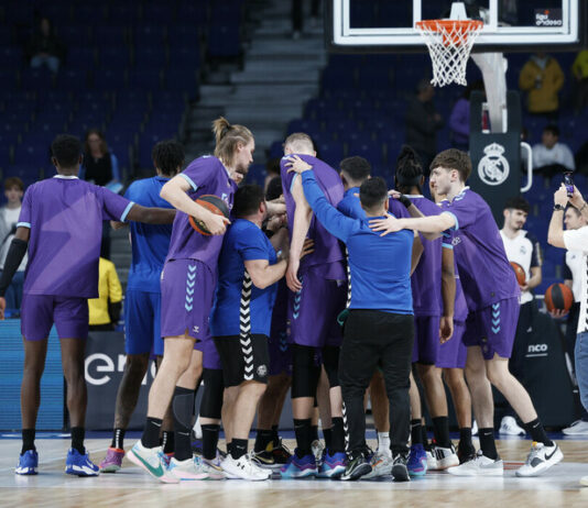 El WiZink Center se le queda pequeño a la afición del Zunder Palencia Real Madrid- Zunder Palencia acb Photo V. Carretero (6)