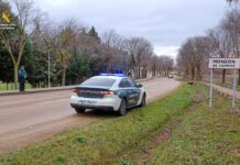 La Guardia Civil de Palencia investiga a una persona por supuestos delitos de hurto en dos vehículos