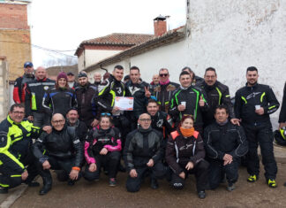 #PalentinosEnLaRed: Rugen los motores en Buenavista de Valdavia Concentración motera en Buenavista de Valdavia