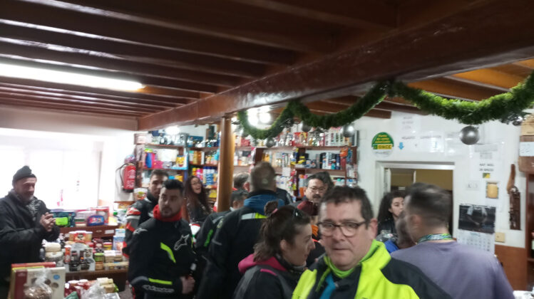 Concentraci&oacute;n motera en Buenavista de Valdavia