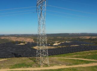 Iberdrola obtiene el permiso ambiental para la primera instalación híbrida hidroeléctrica con solar de España