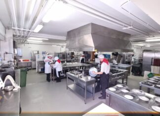 Cocinas del IES Virgen de la Calle / S.L.