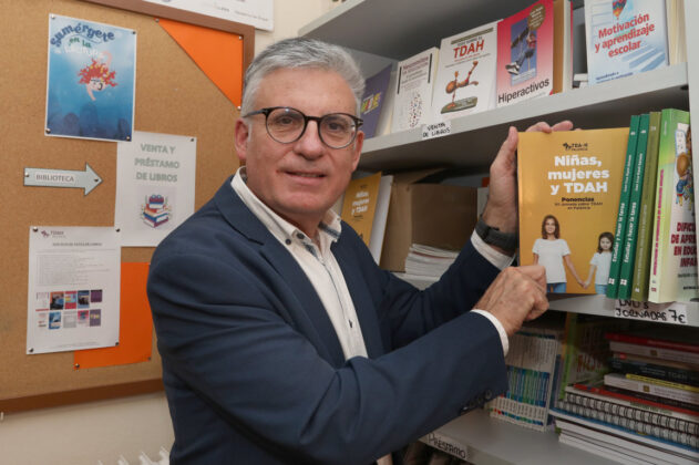 Br&aacute;gimo - Asociaci&oacute;n Transtorno por D&eacute;ficit de Atenci&oacute;n e Hiperactividad (TDA-H), en la imagen el presidente de la asociaci&oacute;n de Palencia, Jos&eacute; Antonio Hoyos