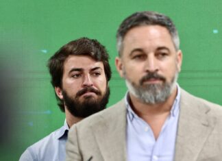 El presidente de VOX Santiago Abascal junto al vicepresidente de la Junta Juan García Gallardo. / ICAL