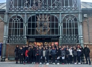 Los más pequeños se interesan por la Plaza de Abastos Plaza de Abastos