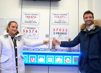 La Gárgola de la Suerte de Palencia sigue repartiendo premios loteria barrio y mier palencia gárgola de la suerte tercer premio del niño