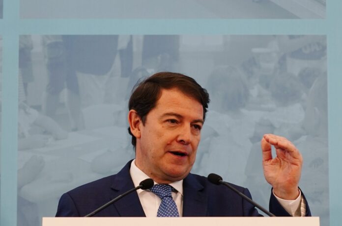 El presidente de la Junta de Castilla y León, Alfonso Fernández Mañueco. / ICAL