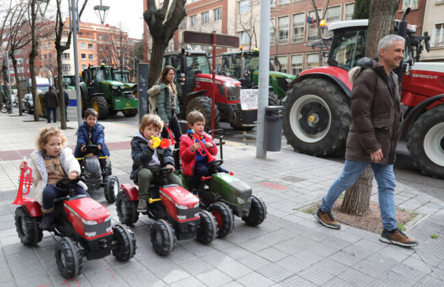 Tractorada en Palencia. / Br&aacute;gimo (ICAL)