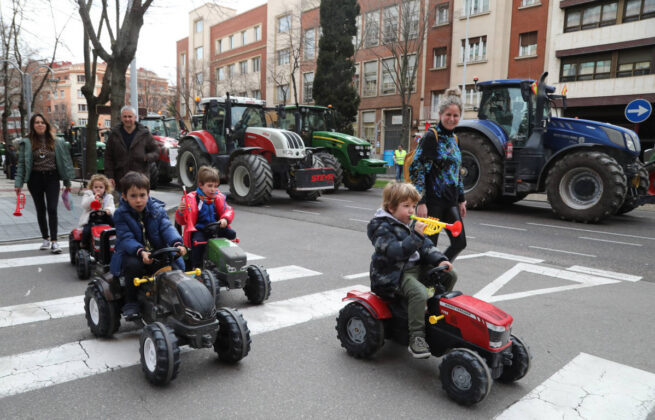 Tractorada en Palencia. / Br&aacute;gimo (ICAL)