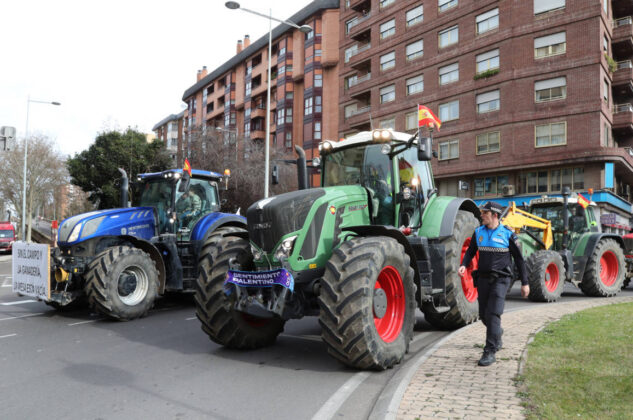 Tractorada en Palencia. / Br&aacute;gimo (ICAL)