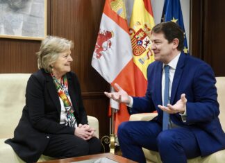 Mañueco pide a la comisaria europea de Cohesión y Reformas convocatorias “más accesibles” y que los fondos lleguen a toda la Comunidad