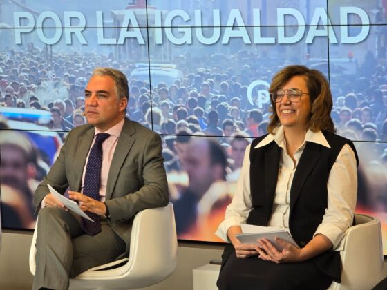 &Aacute;ngeles Armis&eacute;n PP