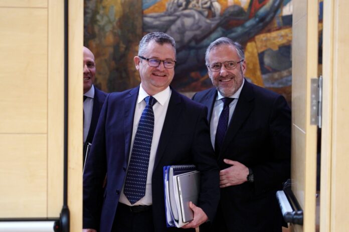 El consejero de Agricultura comparece para explicar las cuentas de su departamento para 2024