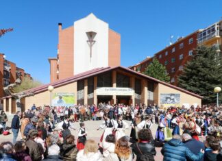 San Antonio recauda 5.700 euros en su Día de la Comunidad