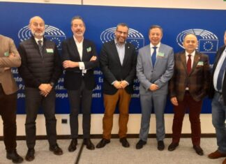 Las empresas de CONFERCO frenan el buen inicio de la campaña de rebajas de invierno Fernando Tejerina CONFERCO