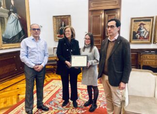 Sandra Ruíz Martínez, mejor expediente académico 2022/2023 de la Escuela de Enfermería ‘Dacio Crespo’ Enfermería Dacio Crespo