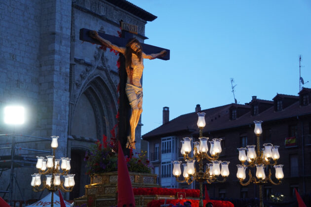 Semana Santa Palencia - Viernes Santo - Funci&oacute;n del Descendimiento y Procesi&oacute;n del Santo Entierro 2024. A. Acitores