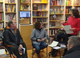 Montserrat Serrano publica su poemario ‘Despertar’, una obra que “potencia la conexión con uno mismo” montserrat despertar