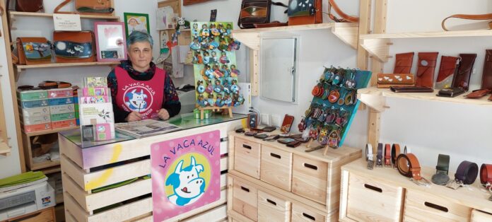 la vaca azul (1) la vaca azul