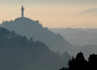 Los ‘deseos’ para el Cristo del Otero de Palencia, negro sobre blanco