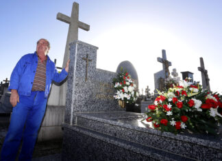 El PSOE de Paredes de Nava reclama que se paralice la contratación de los dos enterradores