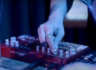 ‘Blanca Flor’: entre el mezclador electrónico y la botella de anís