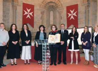 Maryjean Dunn recibe en la Cendea de Cizur el XI Premio Internacional Aymeric Picaud