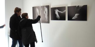 Exposición 'Emociones cercanas. Más allá de las apariencias', organizada por Cocemfe CyL con fotos de Ismael Suárez en el Centro Cultural Lecrác - A. Acitores