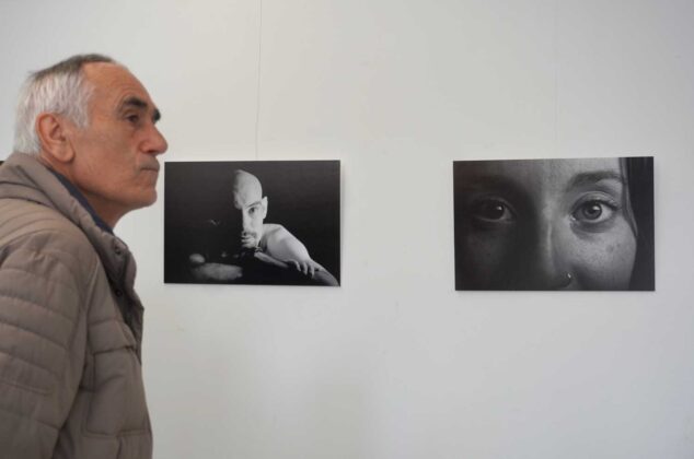Exposici&oacute;n 'Emociones cercanas. M&aacute;s all&aacute; de las apariencias', organizada por Cocemfe CyL con fotos de Ismael Su&aacute;rez en el Centro Cultural Lecr&aacute;c - A. Acitores